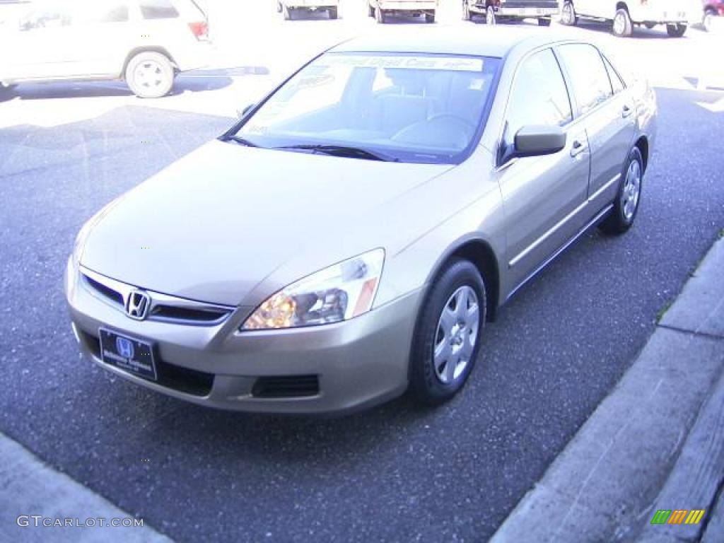 2007 Accord LX Sedan - Desert Mist Metallic / Ivory photo #1