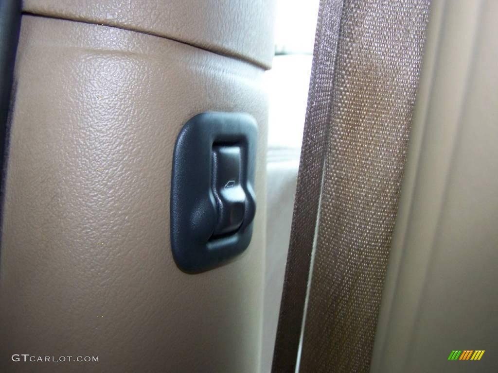 2006 Terraza CXL - Frost White / Cashmere photo #37