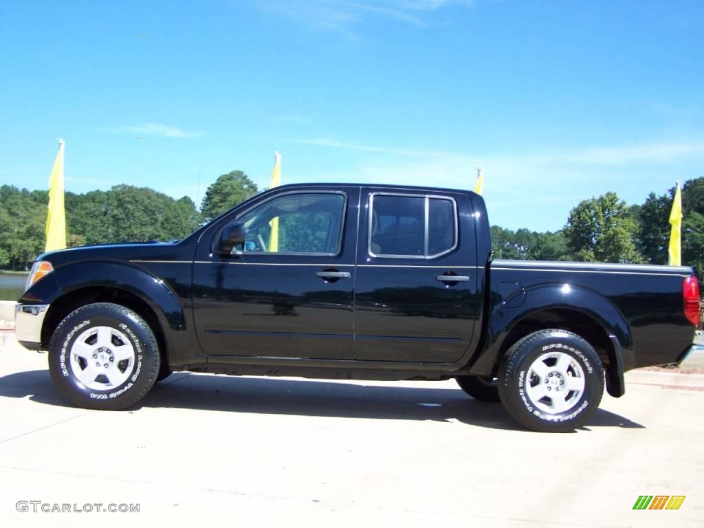 2006 Frontier SE Crew Cab 4x4 - Super Black / Desert photo #6