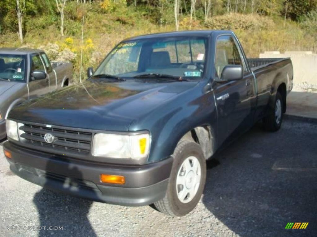 1995 T100 Truck Regular Cab - Evergreen Pearl Metallic / Gray photo #5