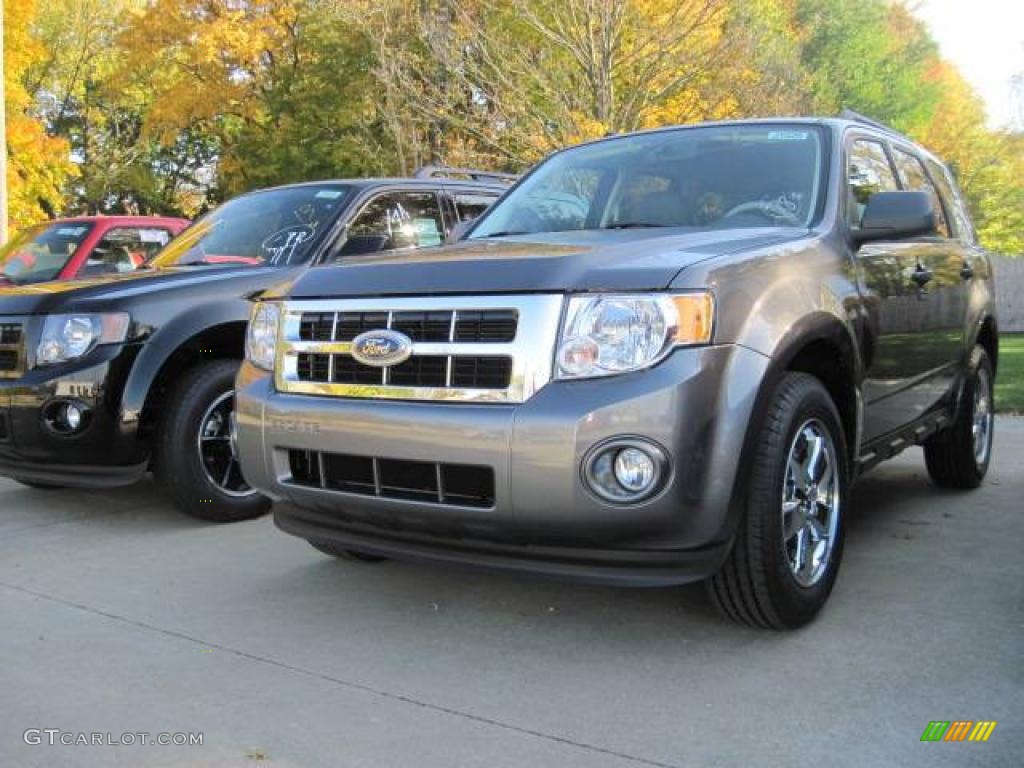 2010 Escape XLT V6 4WD - Sterling Grey Metallic / Stone photo #1