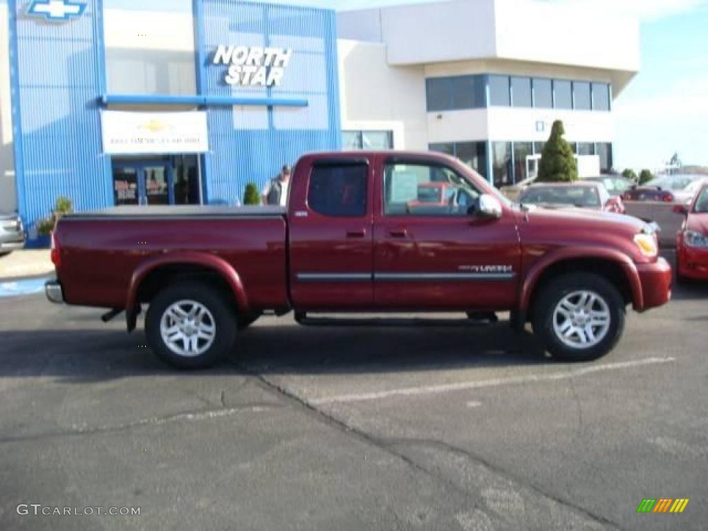 2005 Tundra SR5 Access Cab 4x4 - Salsa Red Pearl / Dark Gray photo #2