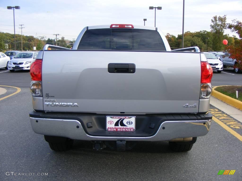 2008 Tundra Limited Double Cab 4x4 - Silver Sky Metallic / Graphite Gray photo #19