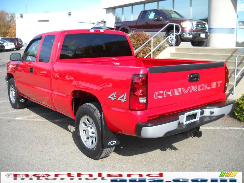 2005 Silverado 1500 Extended Cab 4x4 - Victory Red / Medium Gray photo #8