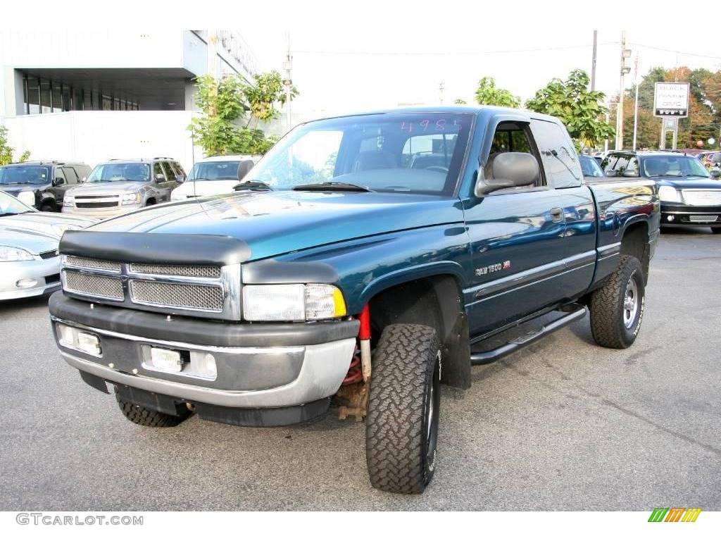 1998 Ram 1500 Laramie SLT Extended Cab 4x4 - Emerald Green Pearl / Gray photo #1