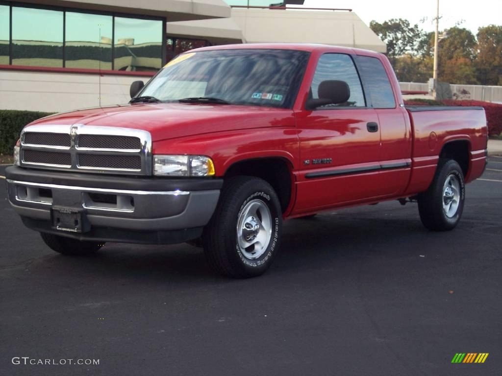 2001 Ram 1500 SLT Club Cab - Flame Red / Mist Gray photo #4