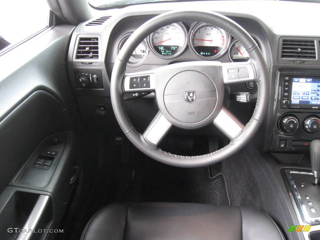 2010 Challenger R/T Classic - Brilliant Black Crystal Pearl / Dark Slate Gray photo #23