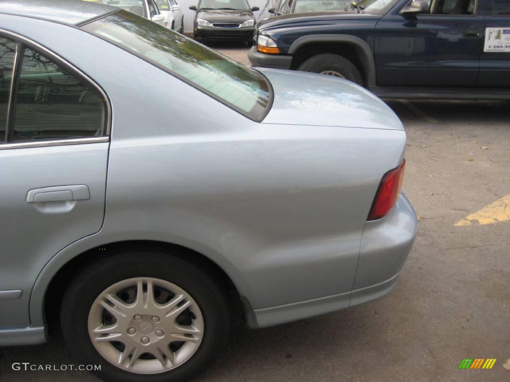 2003 Galant ES - Chrome Blue Pearl / Gray photo #10