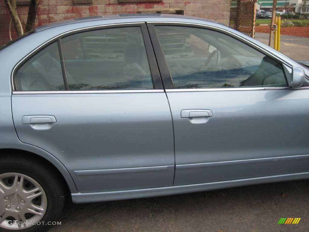 2003 Galant ES - Chrome Blue Pearl / Gray photo #15