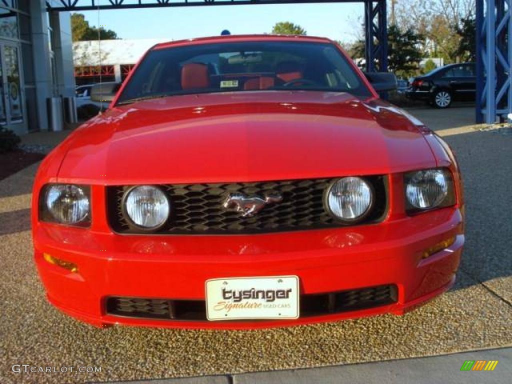 2005 Mustang GT Premium Coupe - Torch Red / Red Leather photo #8