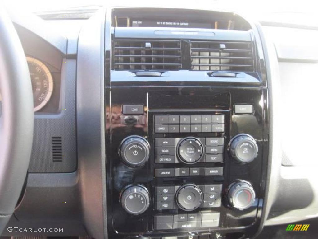 2010 Escape XLT 4WD - Black / Charcoal Black photo #10