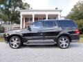 2004 Black Clearcoat Lincoln Navigator Luxury  photo #3