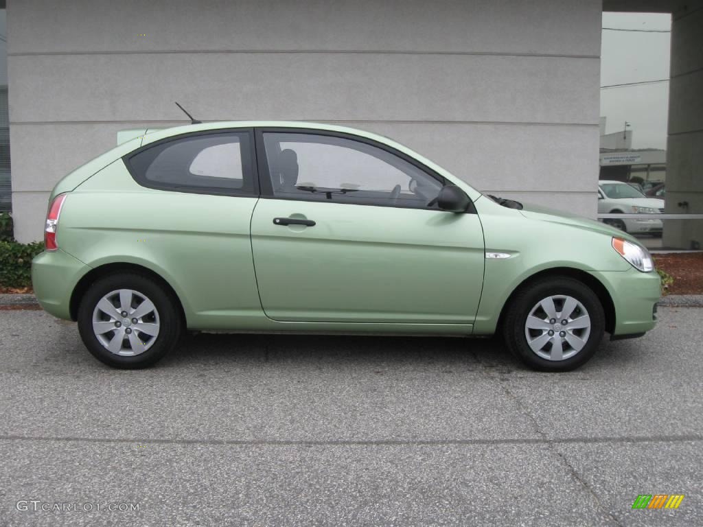 2008 Accent GS Coupe - Apple Green / Black photo #2