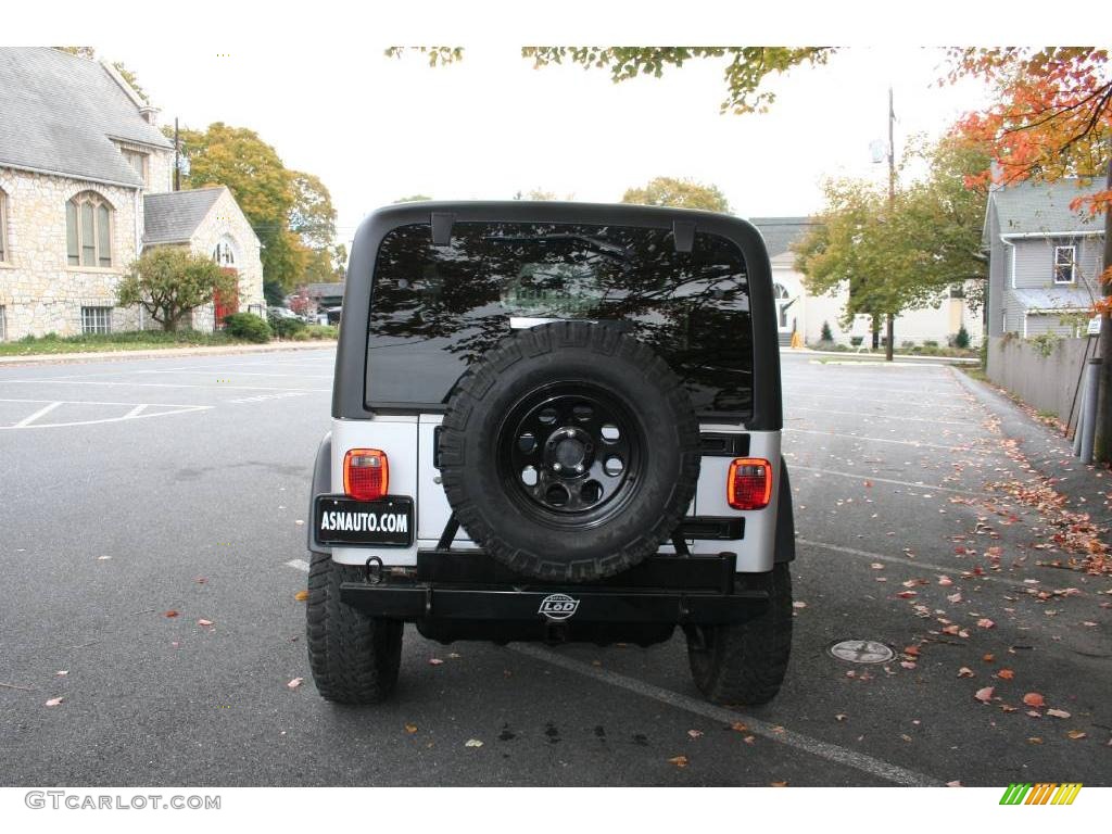 2004 Wrangler Rubicon 4x4 - Bright Silver Metallic / Dark Slate Gray photo #5