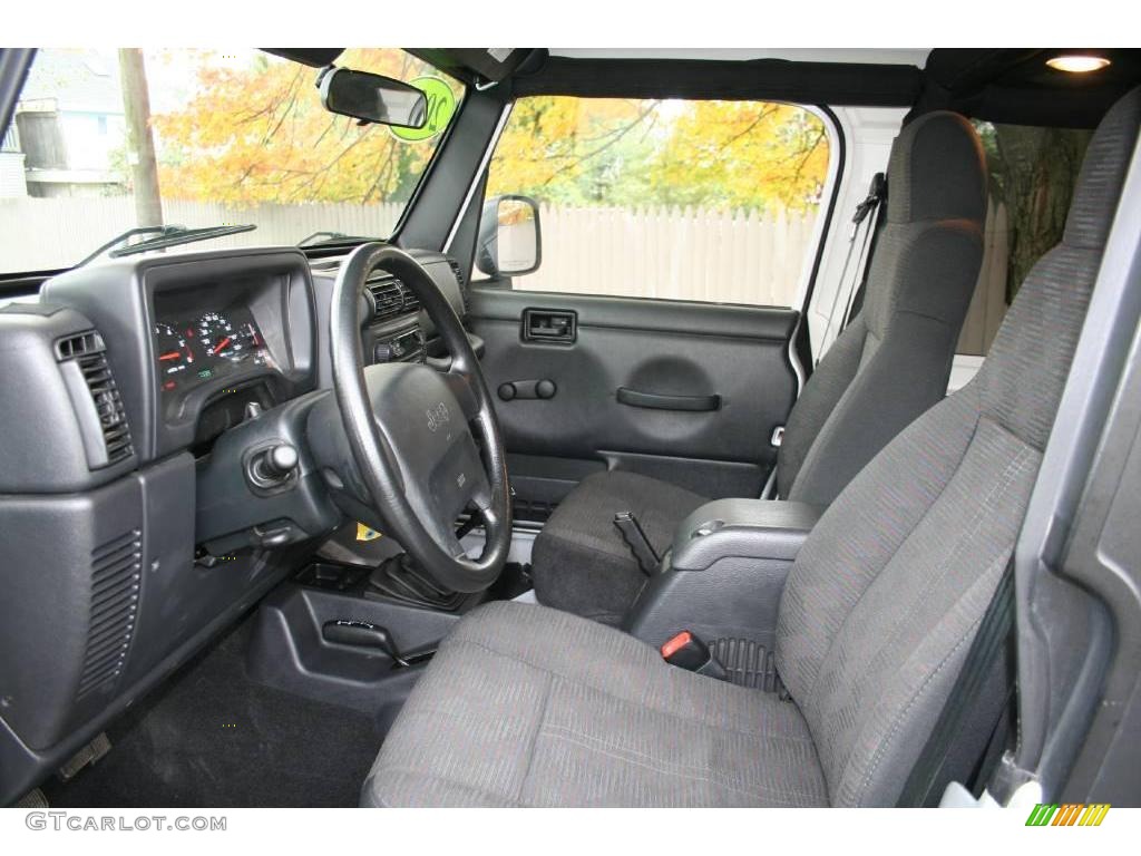 2004 Wrangler Rubicon 4x4 - Bright Silver Metallic / Dark Slate Gray photo #11