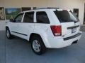 Stone White - Grand Cherokee Laredo Photo No. 3