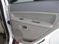 Stone White - Grand Cherokee Laredo Photo No. 28