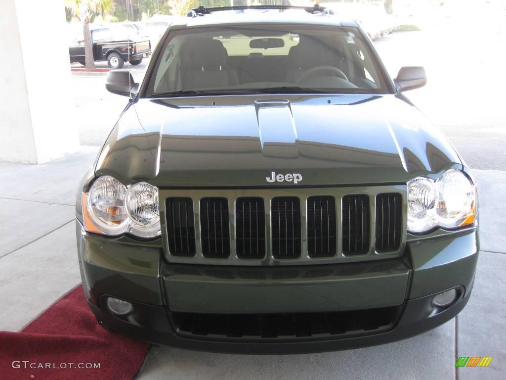 2008 Grand Cherokee Laredo 4x4 - Jeep Green Metallic / Khaki photo #10