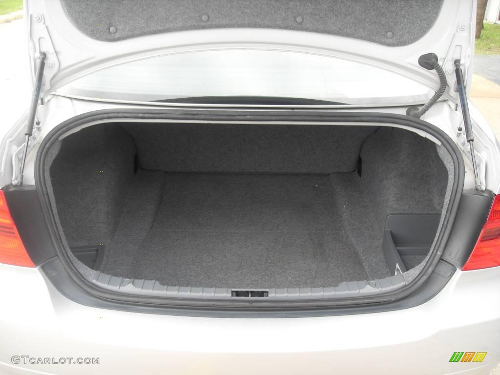 2006 3 Series 330i Sedan - Titanium Silver Metallic / Black photo #3