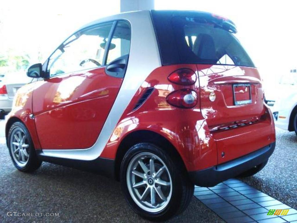 2008 fortwo passion coupe - Rally Red / Design Beige photo #3