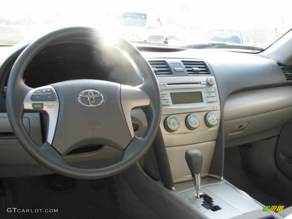 2008 Camry LE - Super White / Ash photo #7