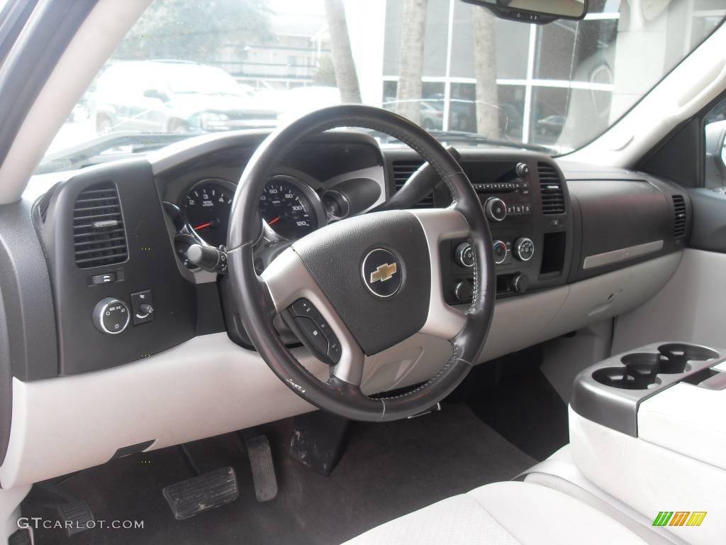 2008 Silverado 1500 LT Crew Cab - Silver Birch Metallic / Light Titanium/Ebony Accents photo #8