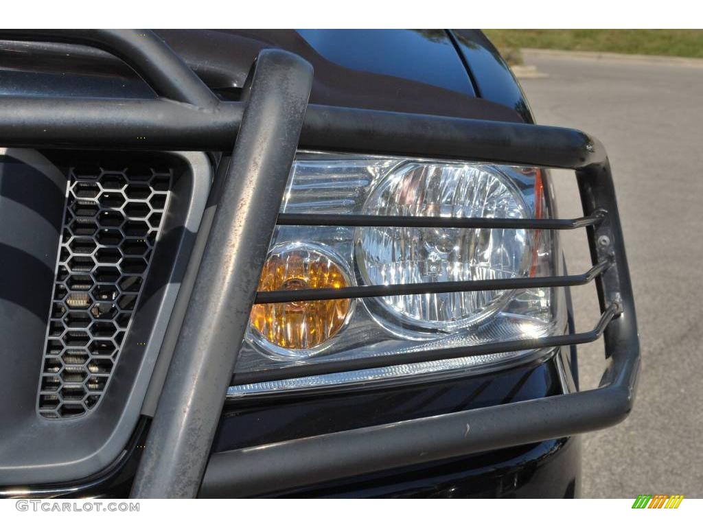 2005 F150 FX4 SuperCrew 4x4 - Black / Black photo #8