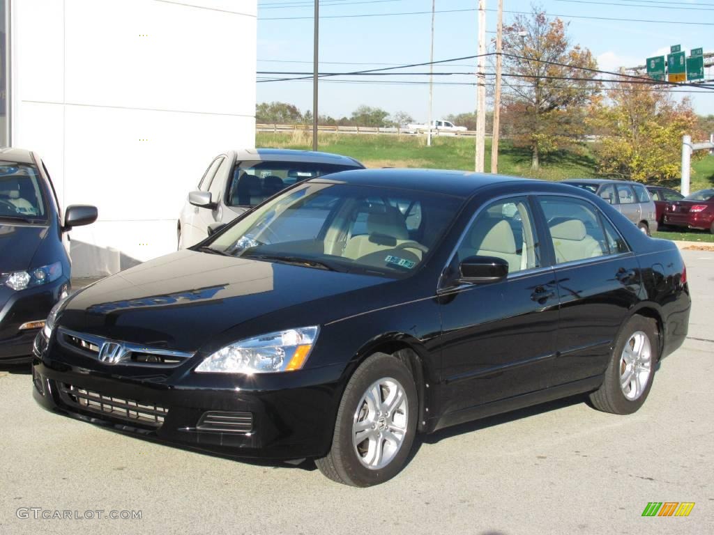 2007 Accord SE Sedan - Nighthawk Black Pearl / Ivory photo #2