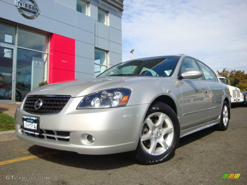 2006 Altima 3.5 SL - Sheer Silver Metallic / Charcoal photo #1