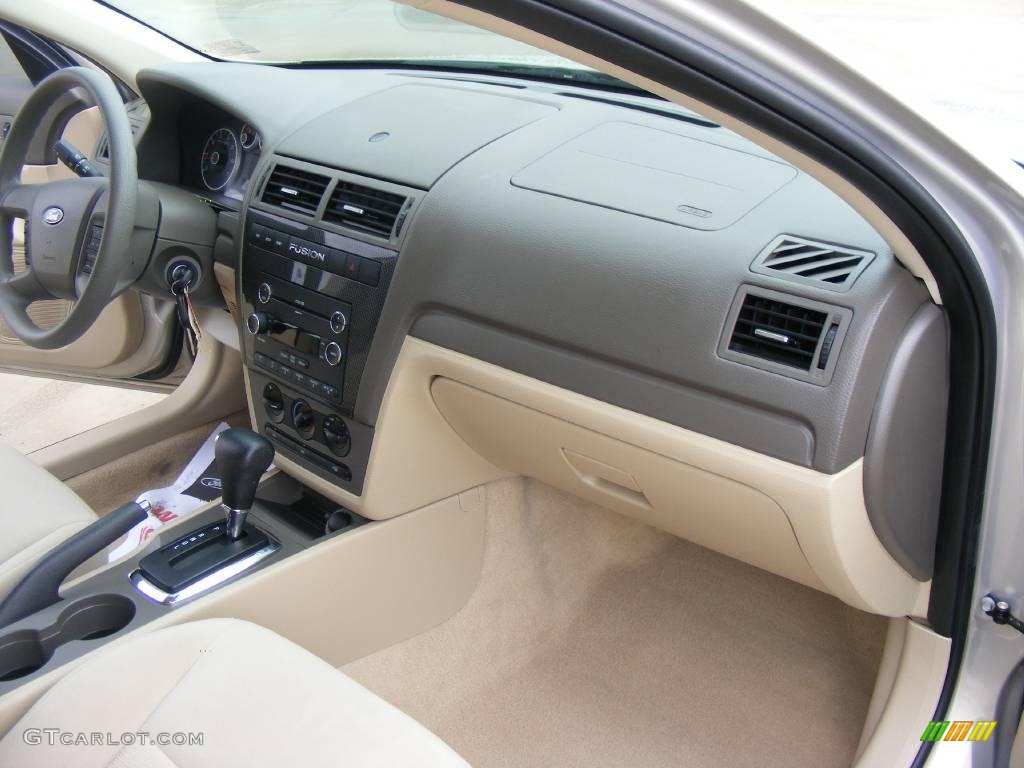 2009 Fusion SE - Smokestone Metallic / Camel photo #27