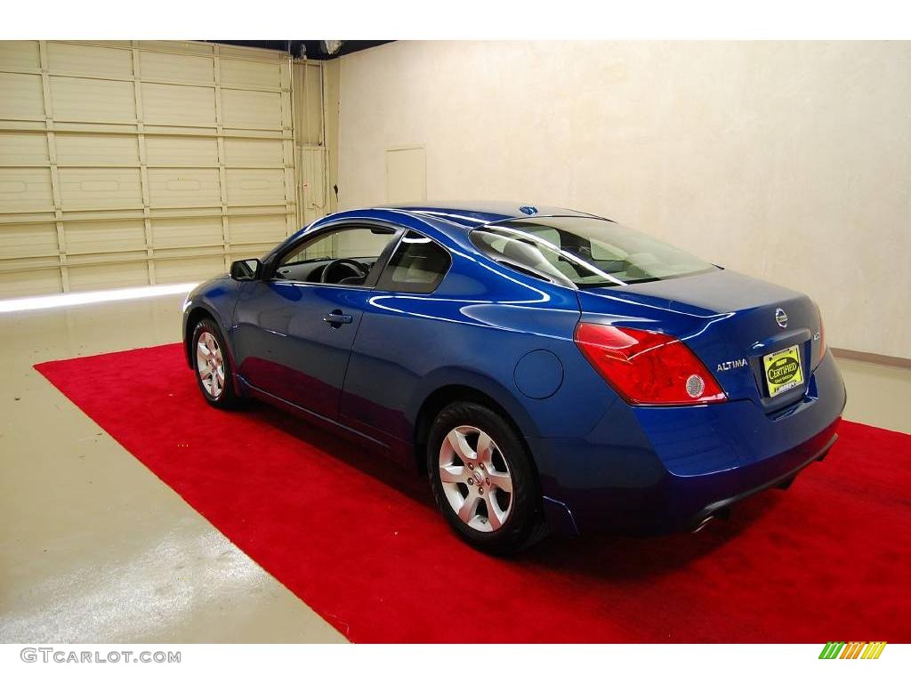 2008 Altima 2.5 S Coupe - Azure Blue Metallic / Blond photo #4