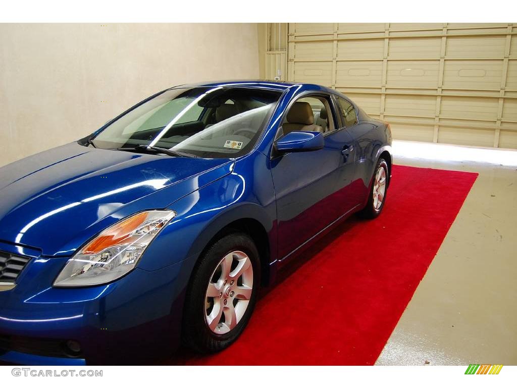 2008 Altima 2.5 S Coupe - Azure Blue Metallic / Blond photo #12