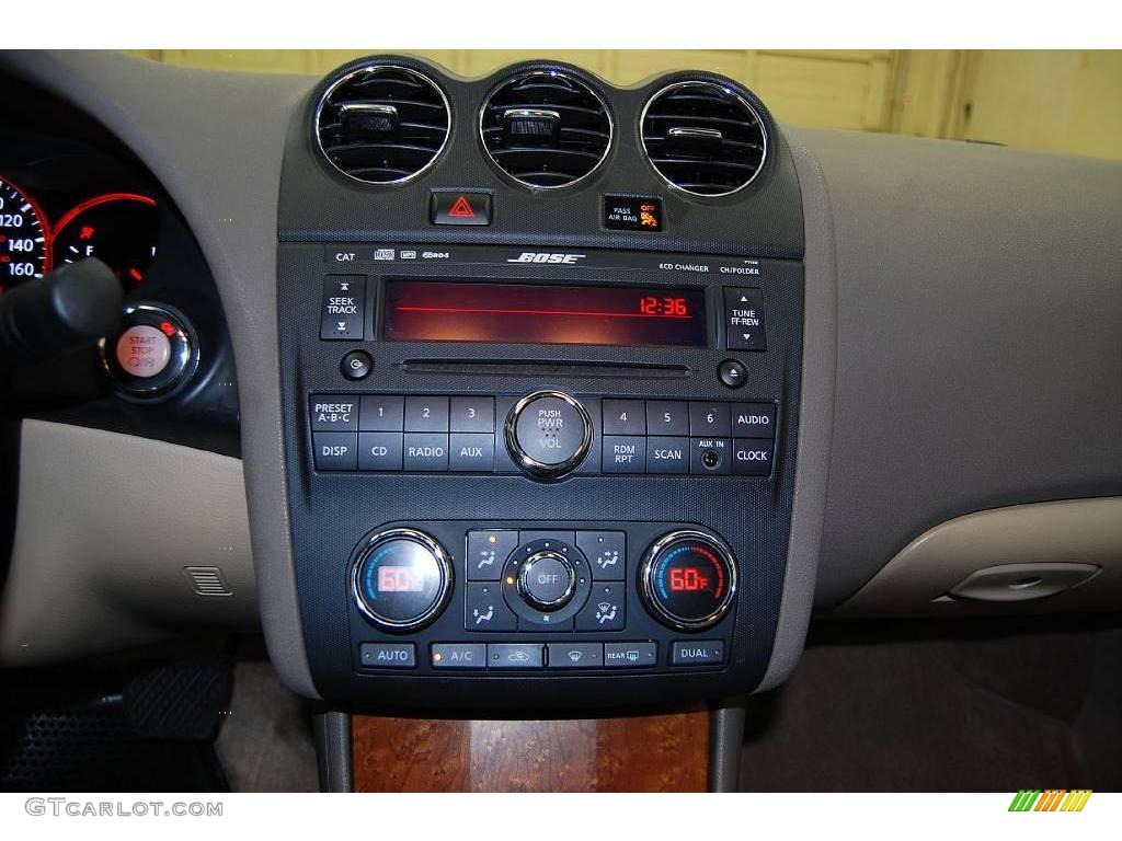 2008 Altima 2.5 S Coupe - Azure Blue Metallic / Blond photo #25