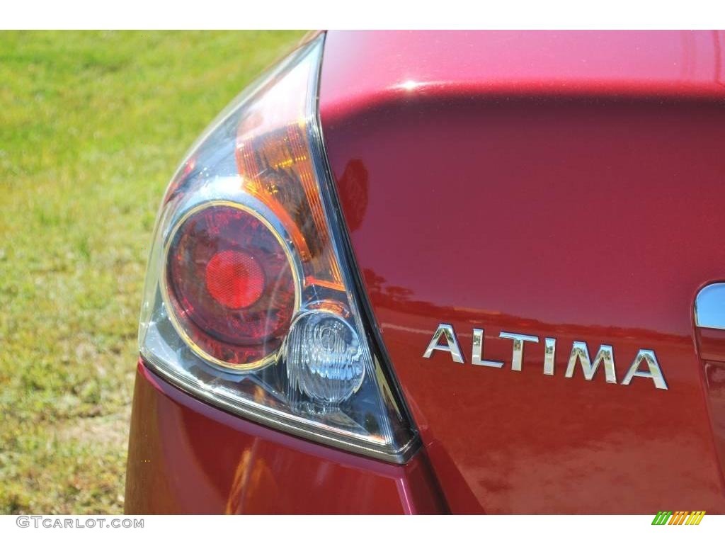 2009 Altima 2.5 S - Red Brick Metallic / Blond photo #10