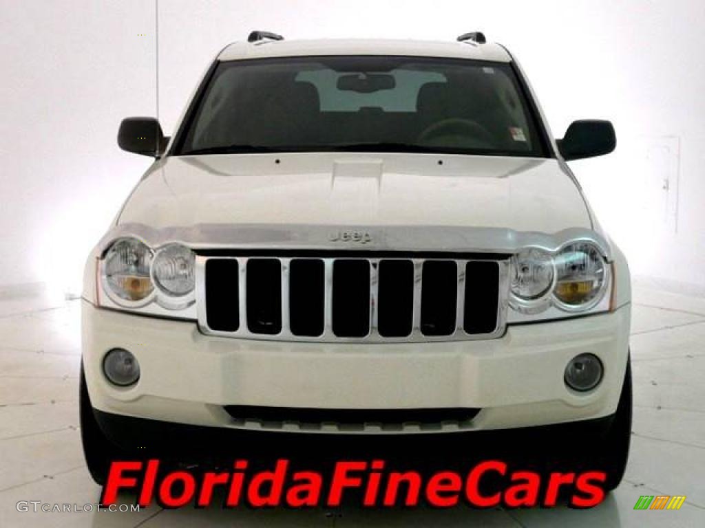 2006 Grand Cherokee Laredo - Stone White / Medium Slate Gray photo #5