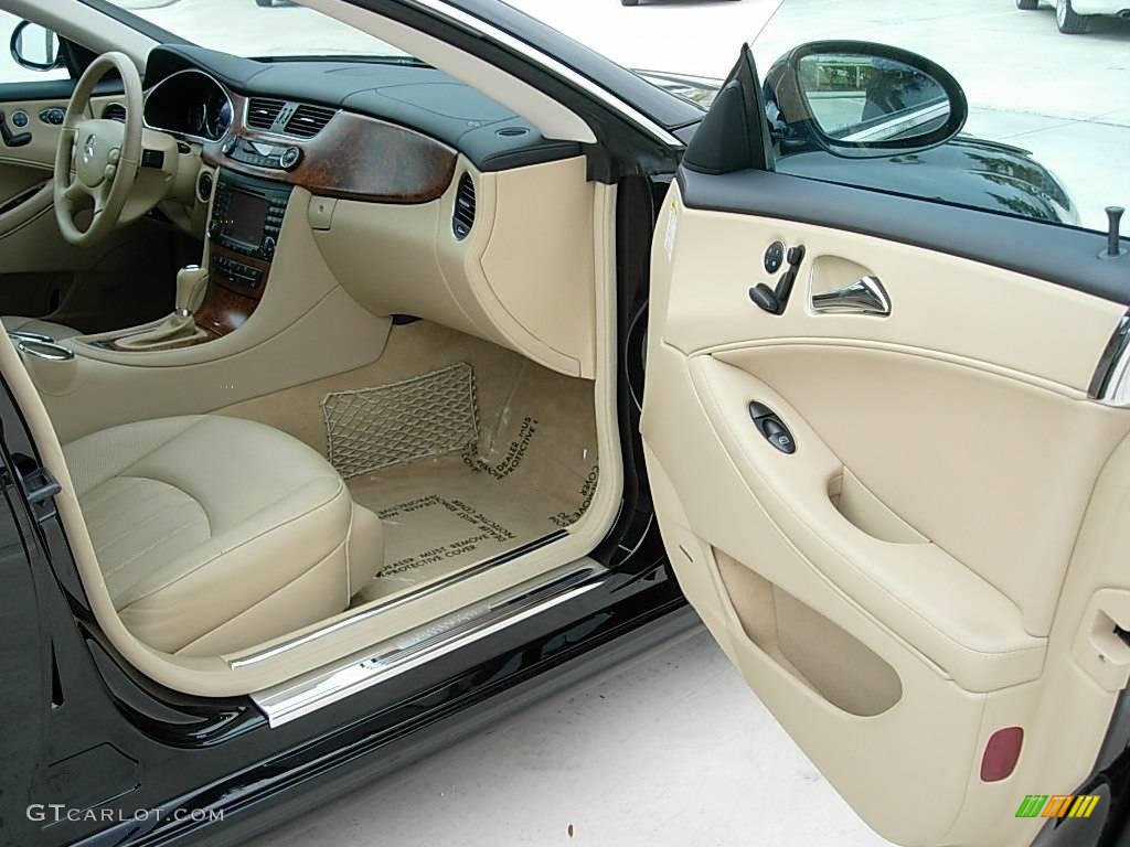 2006 CLS 500 - Black / Cashmere Beige photo #18