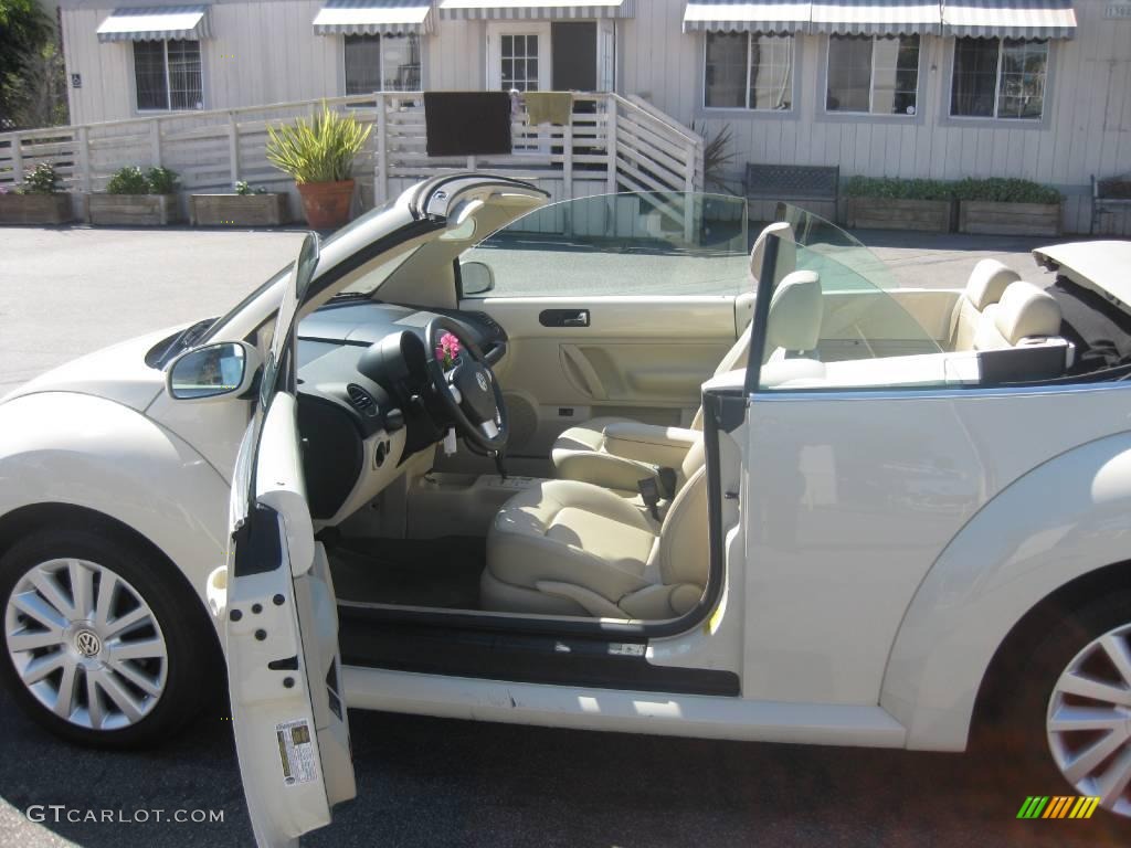 2008 New Beetle SE Convertible - Harvest Moon Beige / Cream Beige photo #25