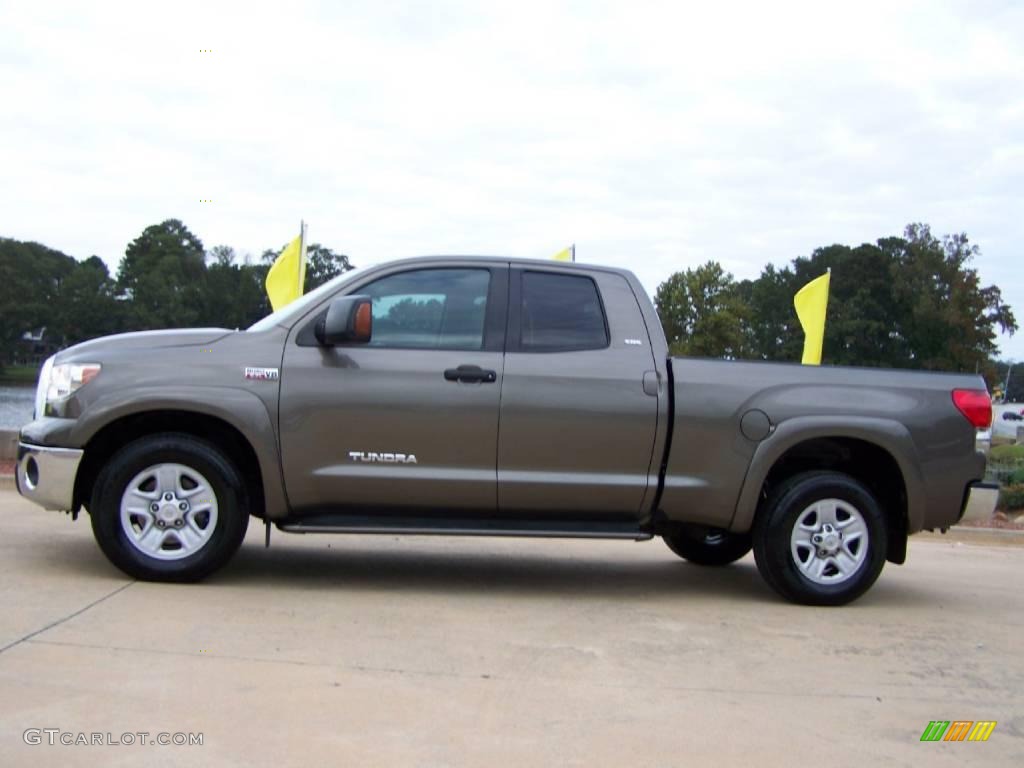 2007 Tundra SR5 Double Cab - Pyrite Mica / Beige photo #4