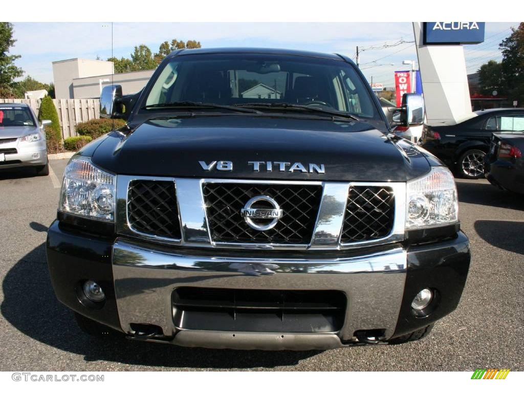 2005 Titan SE Crew Cab 4x4 - Galaxy Black / Graphite/Titanium photo #2