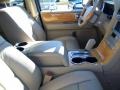 2008 White Suede Metallic Lincoln Navigator Luxury  photo #10