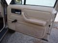 Light Champagne Beige Metallic - Cherokee Sport 4x4 Photo No. 16
