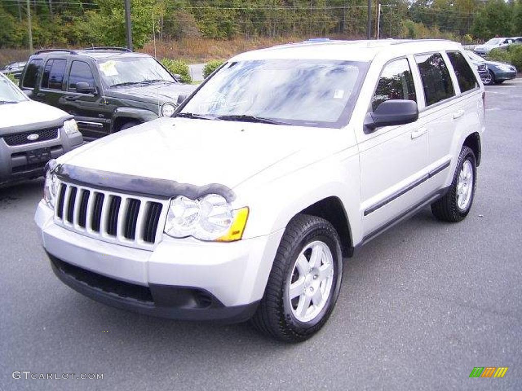 2008 Grand Cherokee Laredo - Bright Silver Metallic / Dark Slate Gray photo #1