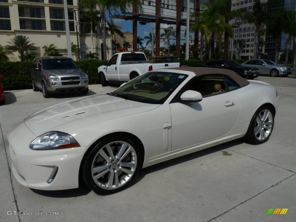 2010 XK XKR Convertible - Porcelain White / Caramel photo #8
