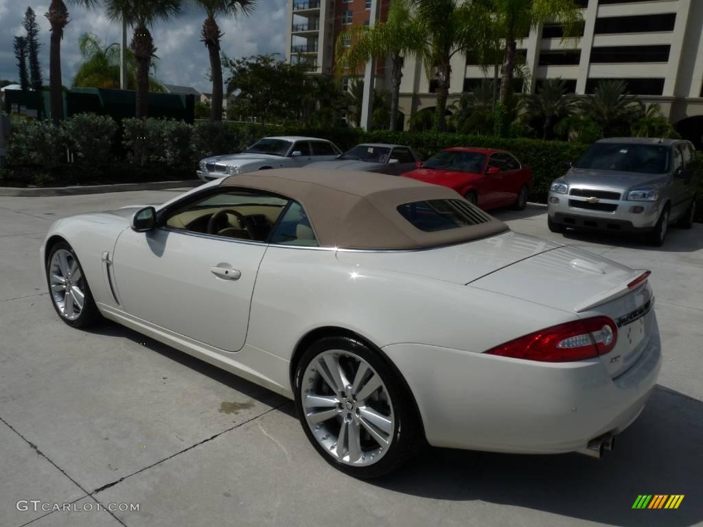 2010 XK XKR Convertible - Porcelain White / Caramel photo #9