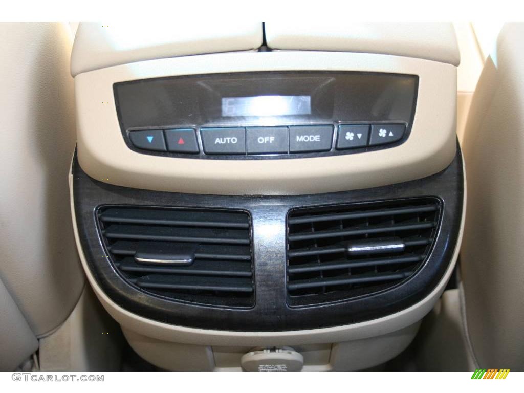 2007 MDX  - Aspen White Pearl / Parchment photo #23