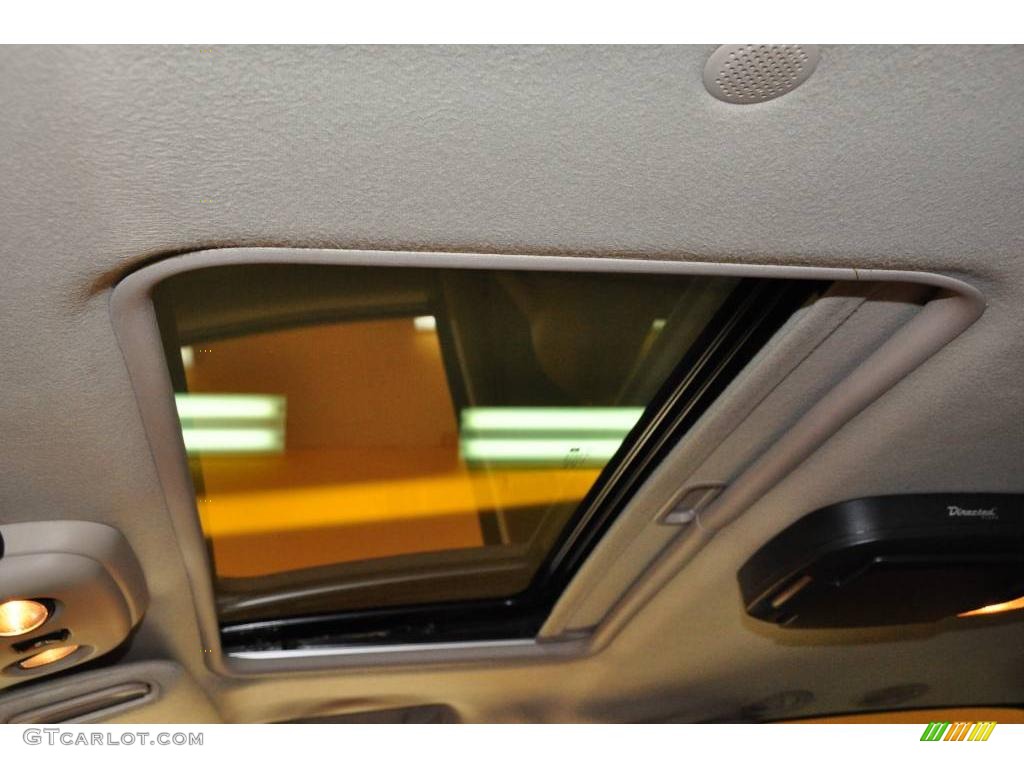 2004 Yukon XL Denali AWD - Carbon Metallic / Sandstone photo #11
