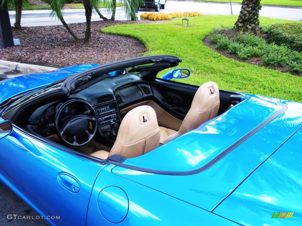 2000 Corvette Convertible - Nassau Blue Metallic / Light Oak photo #10
