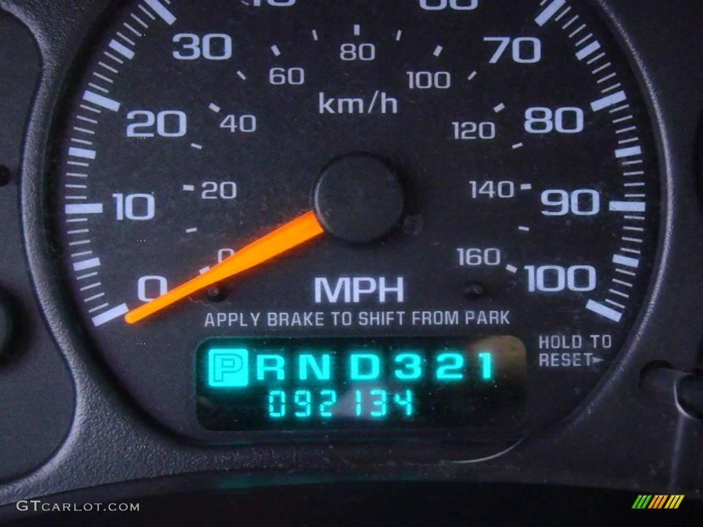 2000 Silverado 1500 Regular Cab - Victory Red / Graphite photo #17