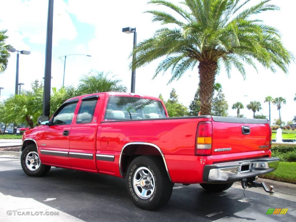 2000 Silverado 1500 LS Extended Cab - Victory Red / Graphite photo #8
