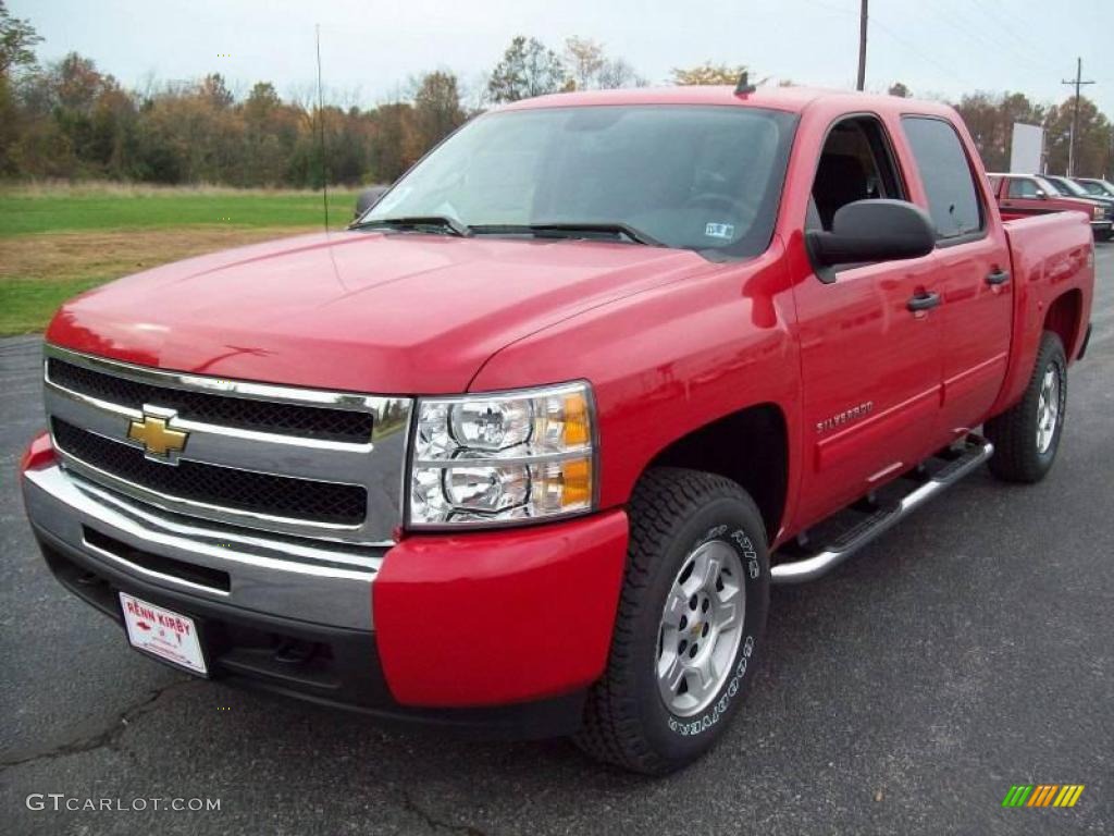 2009 Silverado 1500 LT Z71 Crew Cab 4x4 - Victory Red / Ebony photo #2